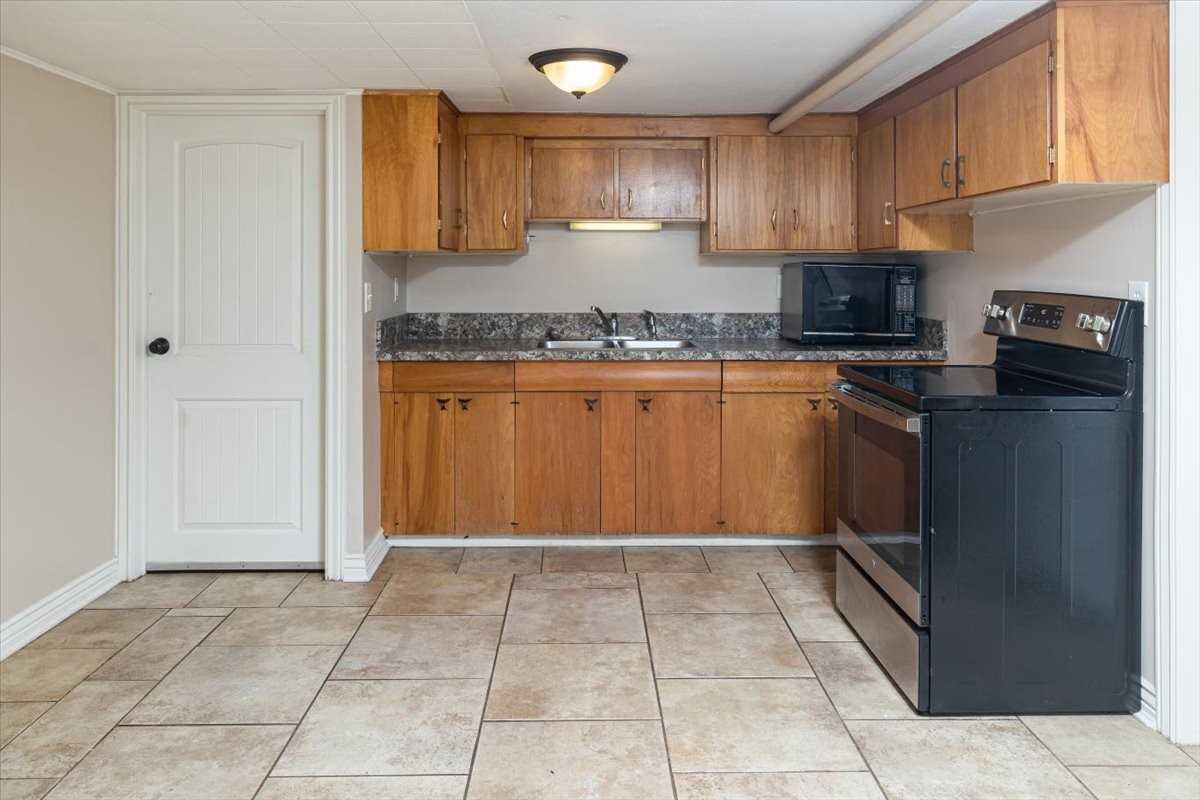 729 En, #2 - Photo 2 of 9