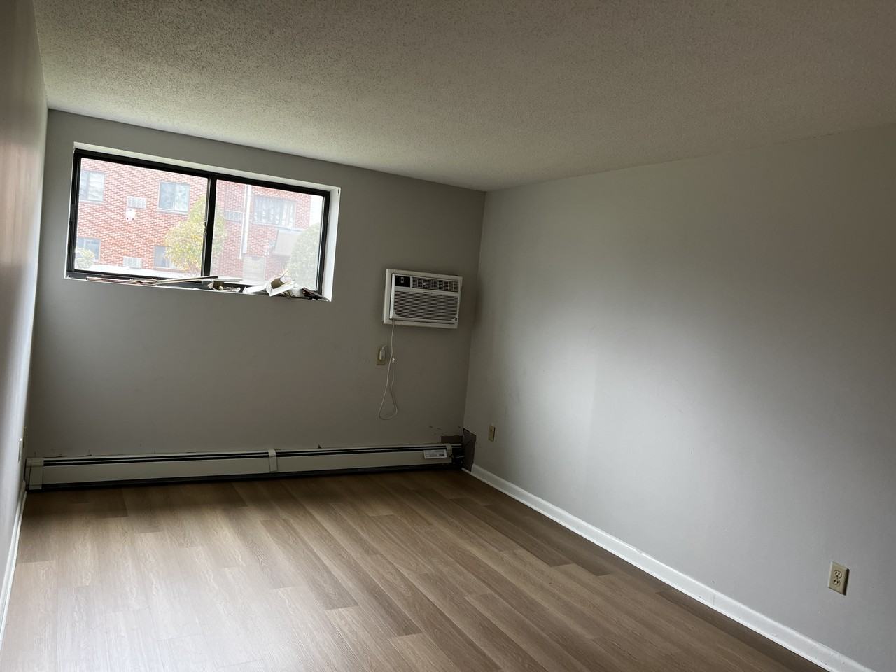 800 Governors Dr #3 - Photo 3 of 6