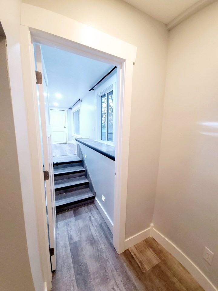 699 Ne, #695 - Photo 2 of 16