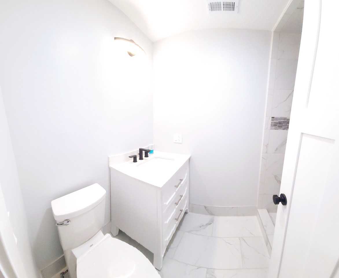 699 Ne, #695 - Photo 5 of 16