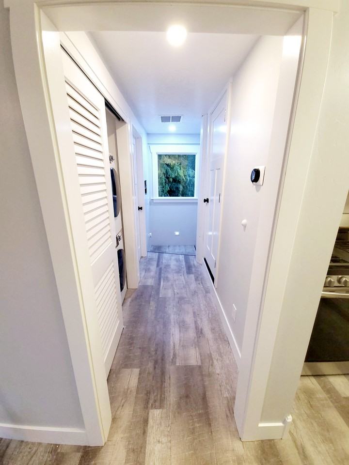 699 Ne, #695 - Photo 7 of 16