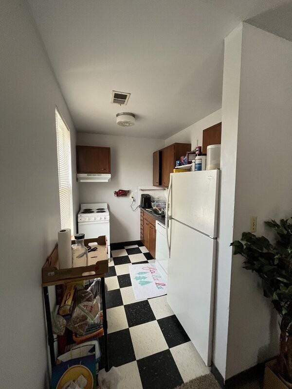 156 W 8th Ave #A - Photo 4 of 21