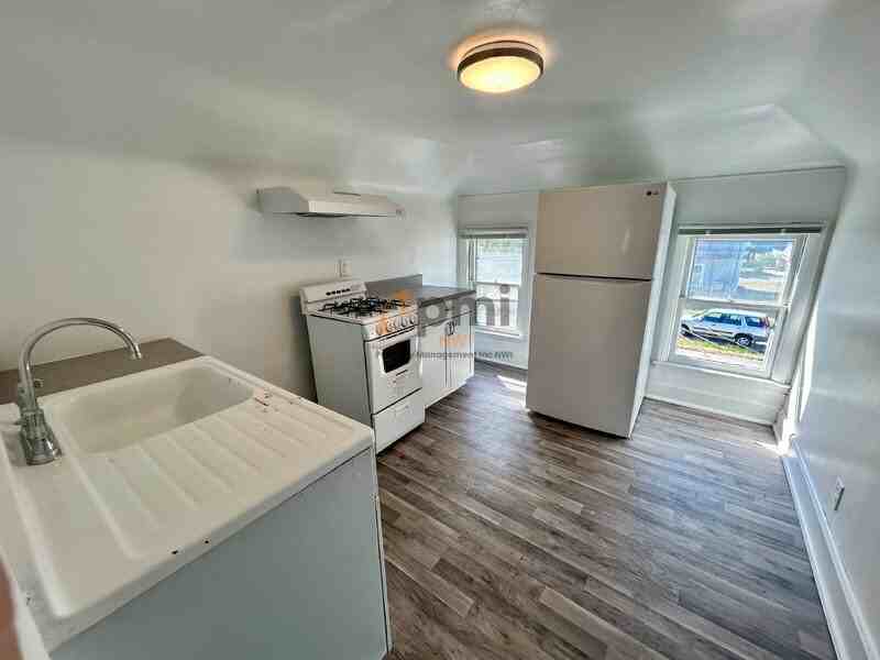 203 Dupage St - Photo 5 of 23