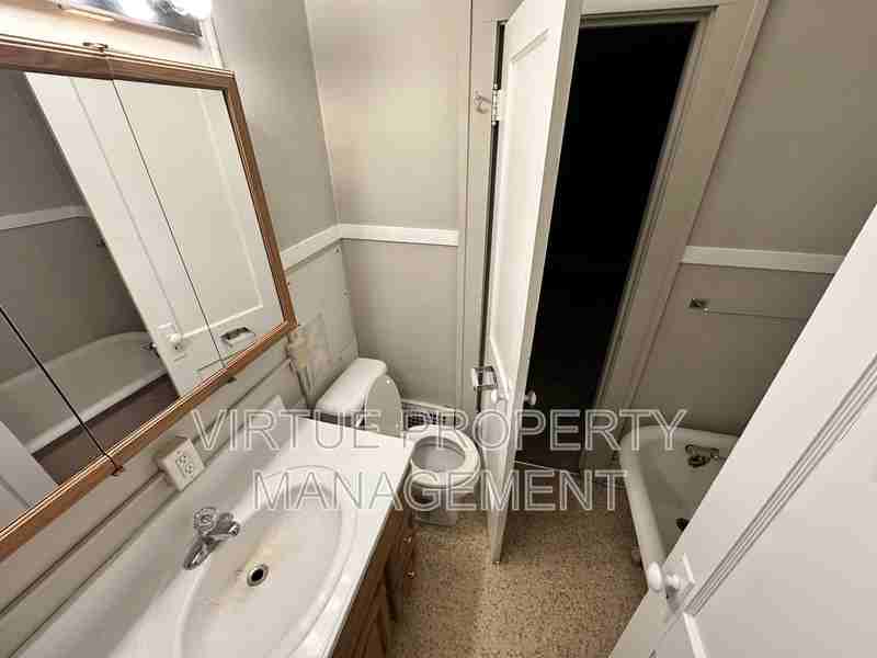 224 7th Ave - Photo 4 of 9