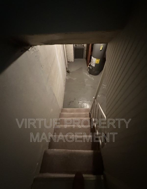224 7th Ave - Photo 5 of 9