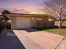 featured image of 3143 Green Valley Rd