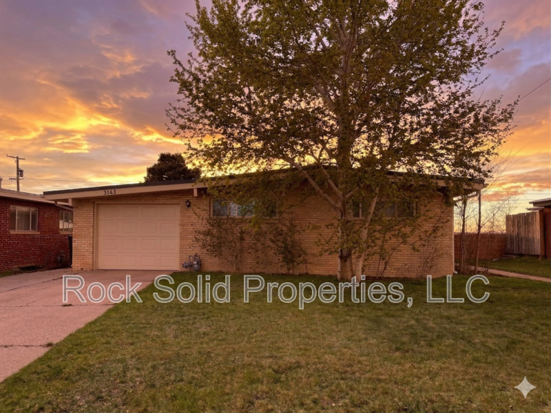 3143 Green Valley Rd - Photo 2 of 20