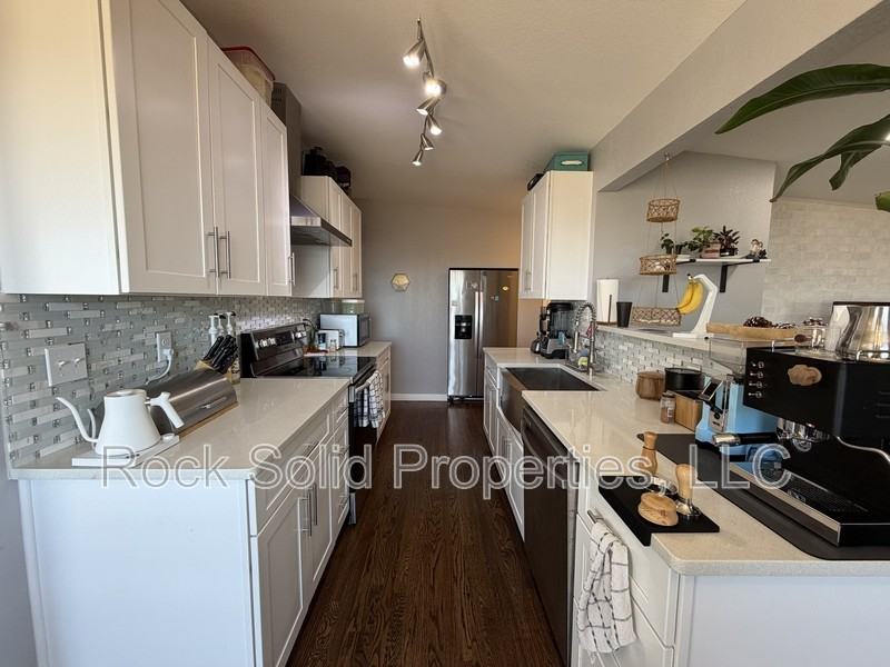 3143 Green Valley Rd - Photo 6 of 20