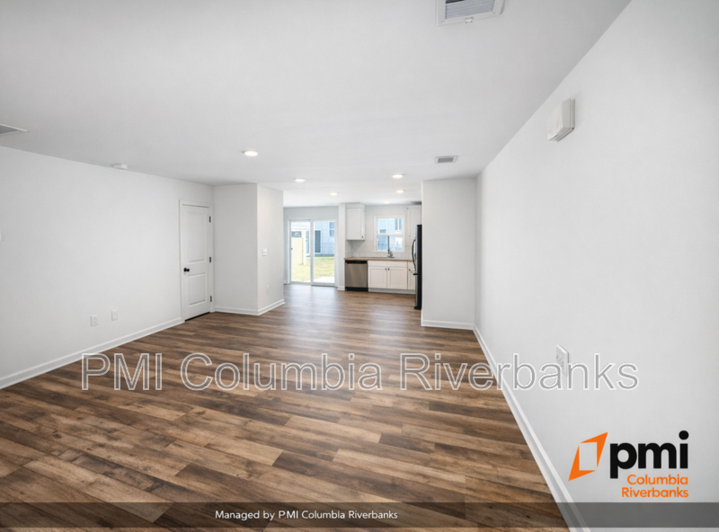 559 Marcus Way - Photo 5 of 21