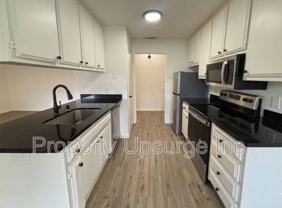 855 Lakeside Dr #6 - Photo 1 of 1