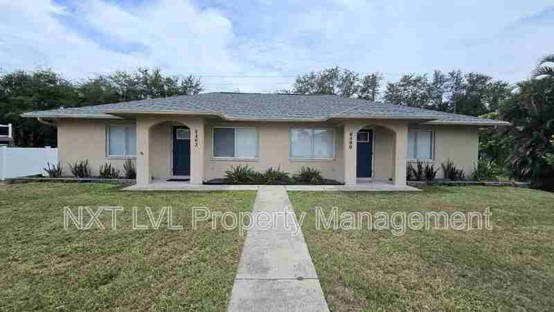 8402 Matanzas Rd - Photo 2 of 20