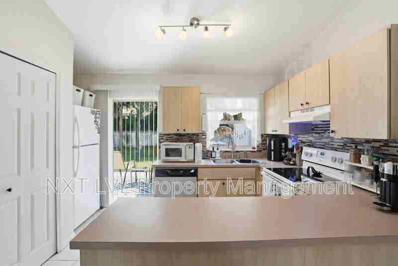 8402 Matanzas Rd - Photo 7 of 20