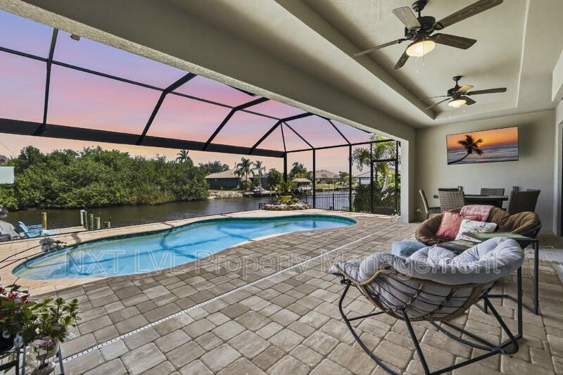 12418 Prather Ave - Photo 2 of 38