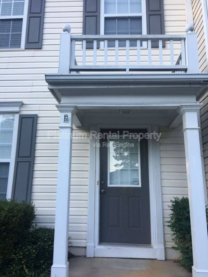 1030 Kilmington Ct - Photo 2 of 10
