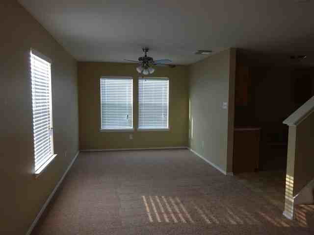 20930 Baronsledge Ln - Photo 3 of 14