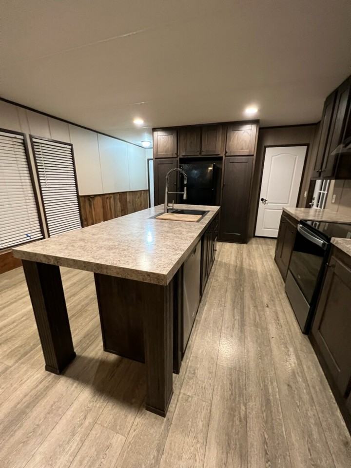 5702 Shoreline Cir S #NA - Photo 4 of 4