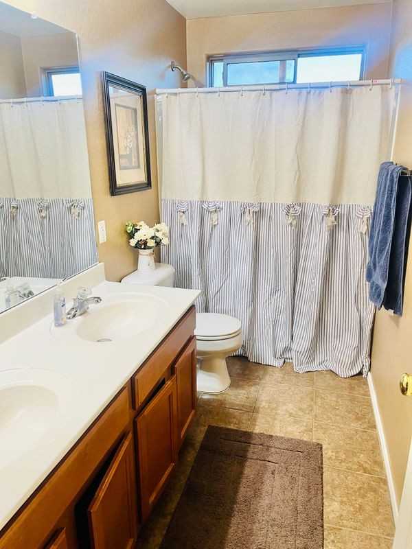 6518 S 71st Dr - Photo 5 of 9