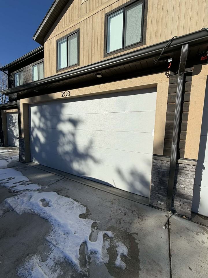 145 Lakewood Rd #303 - Photo 2 of 16