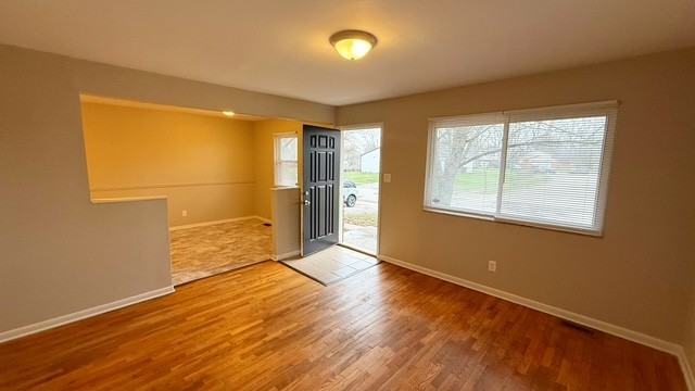 3608 Luewan Dr - Photo 3 of 11