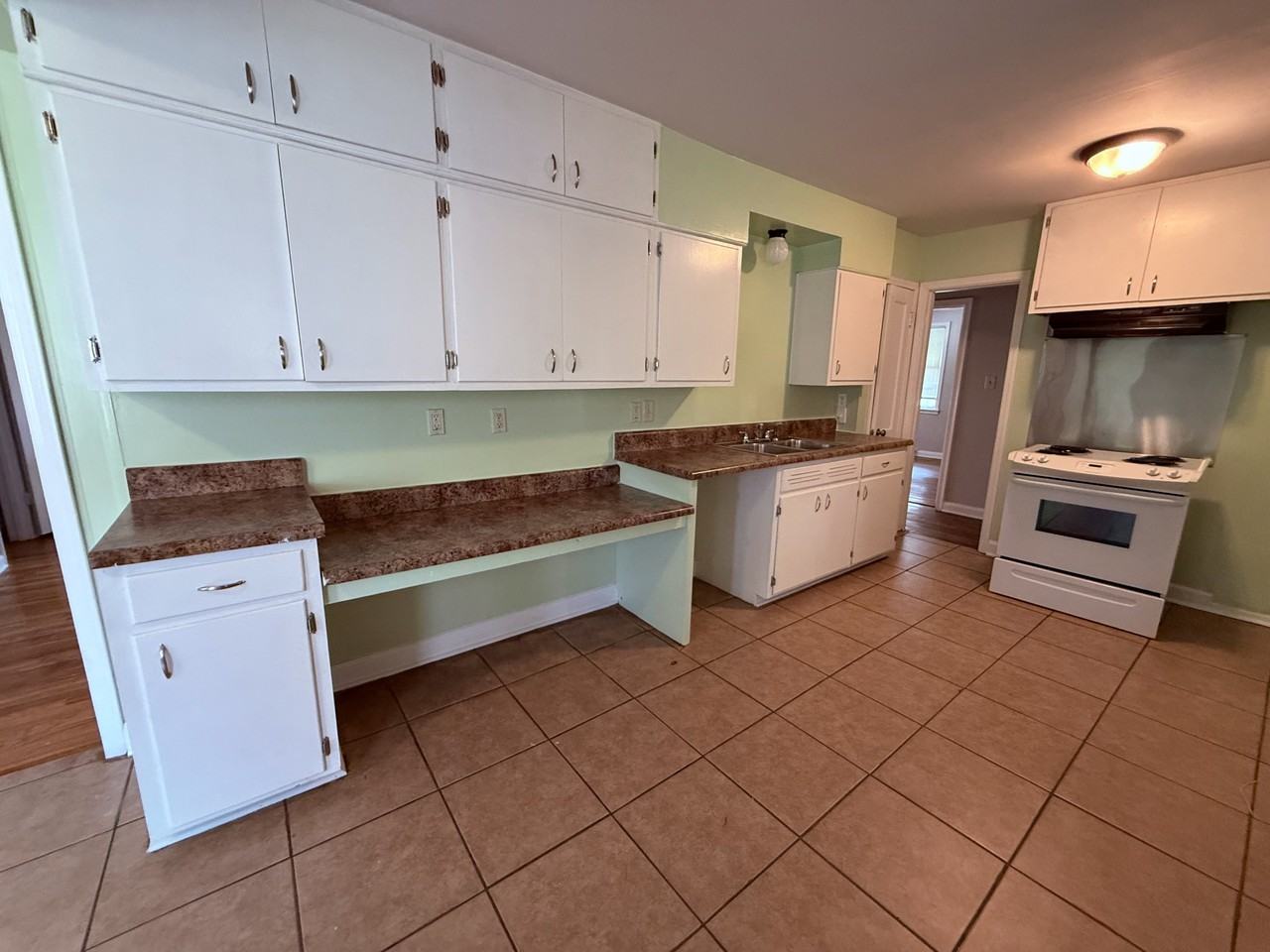 4406 Ferndale Rd - Photo 6 of 18