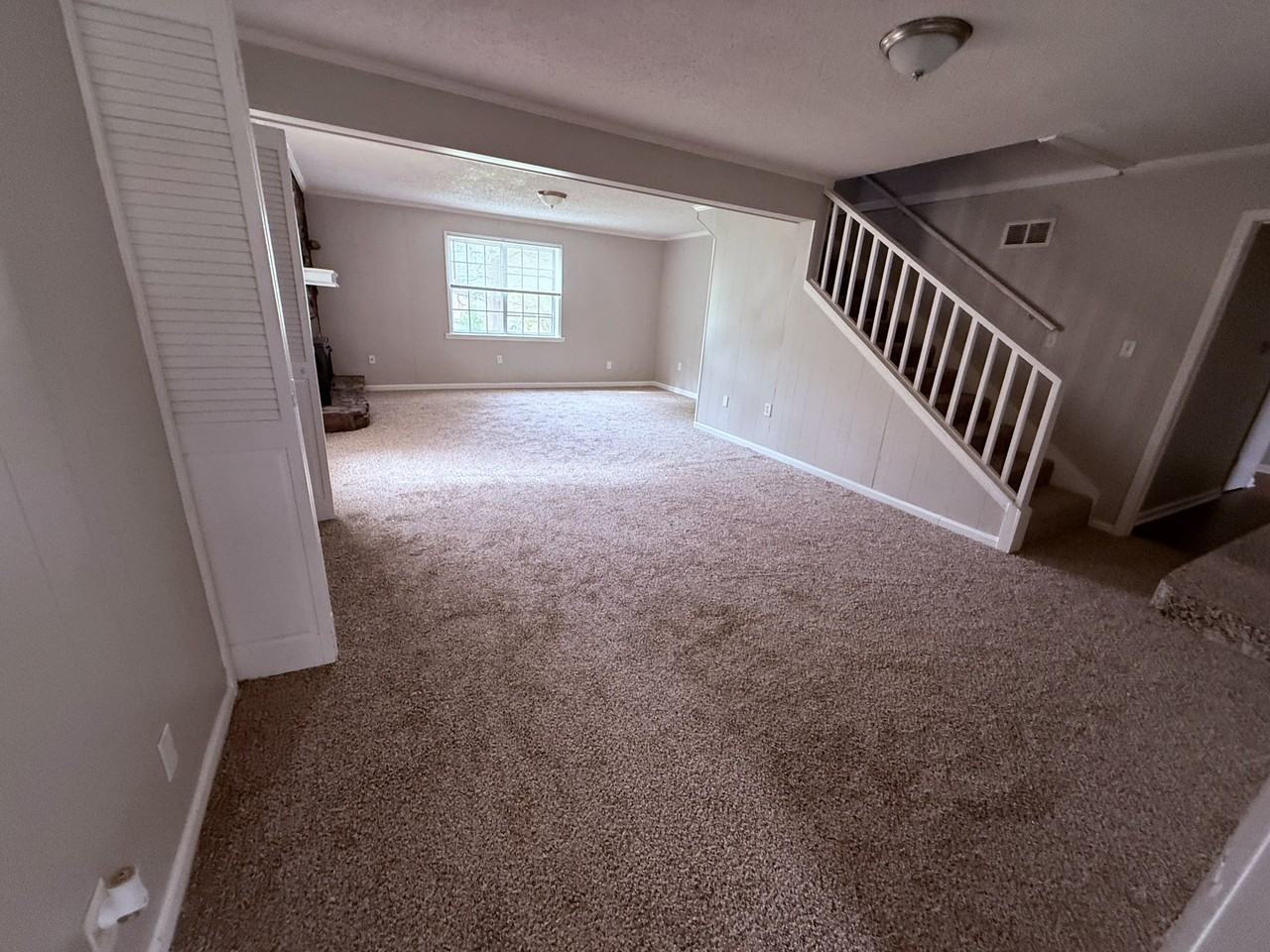 3113 Wickham Dr - Photo 3 of 26