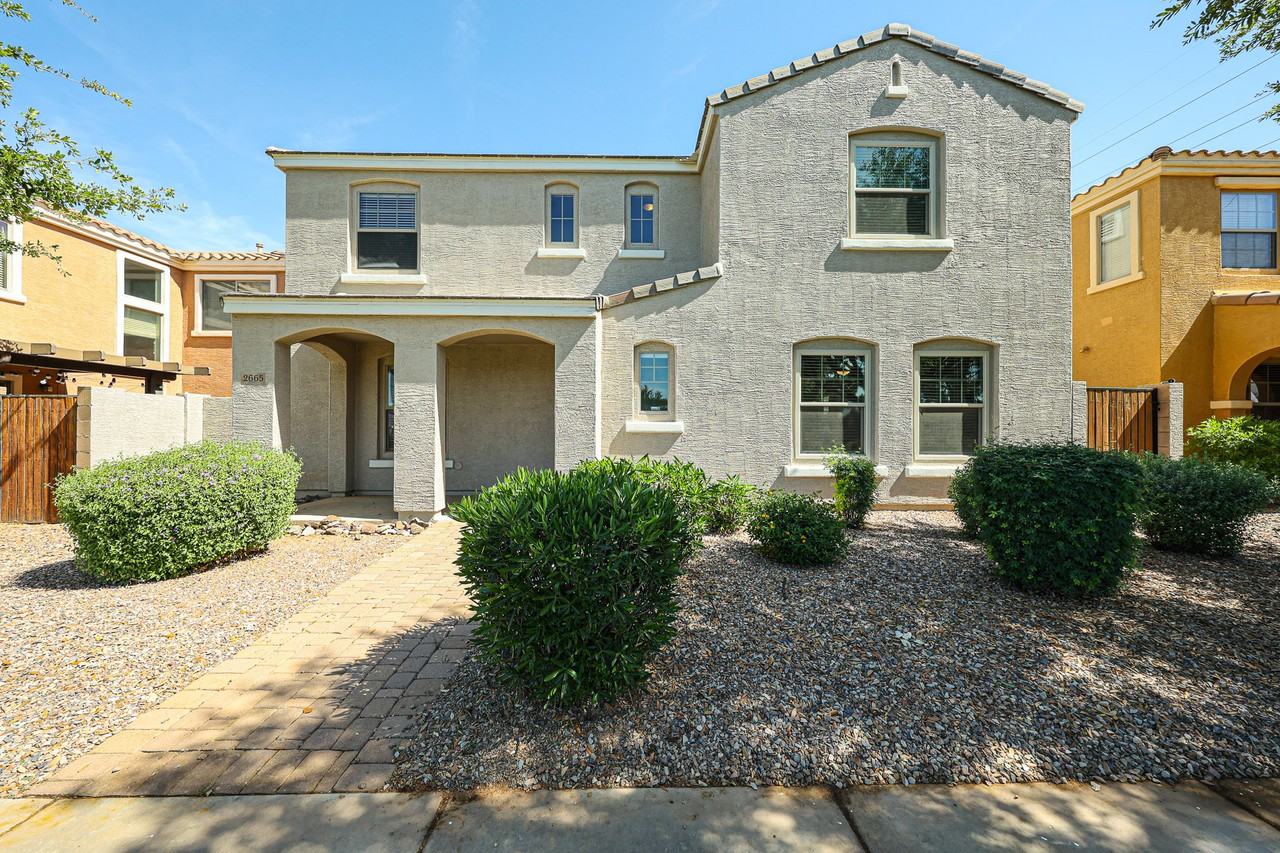 2665 E Bart St - Photo 6 of 43