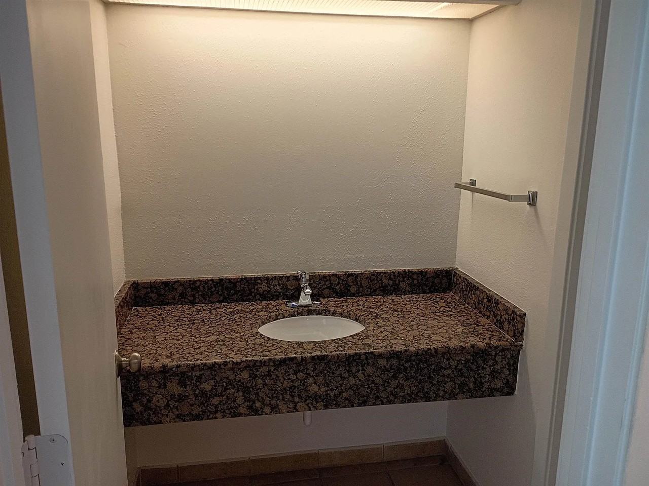 1105 S Ocean Blvd - Photo 2 of 6