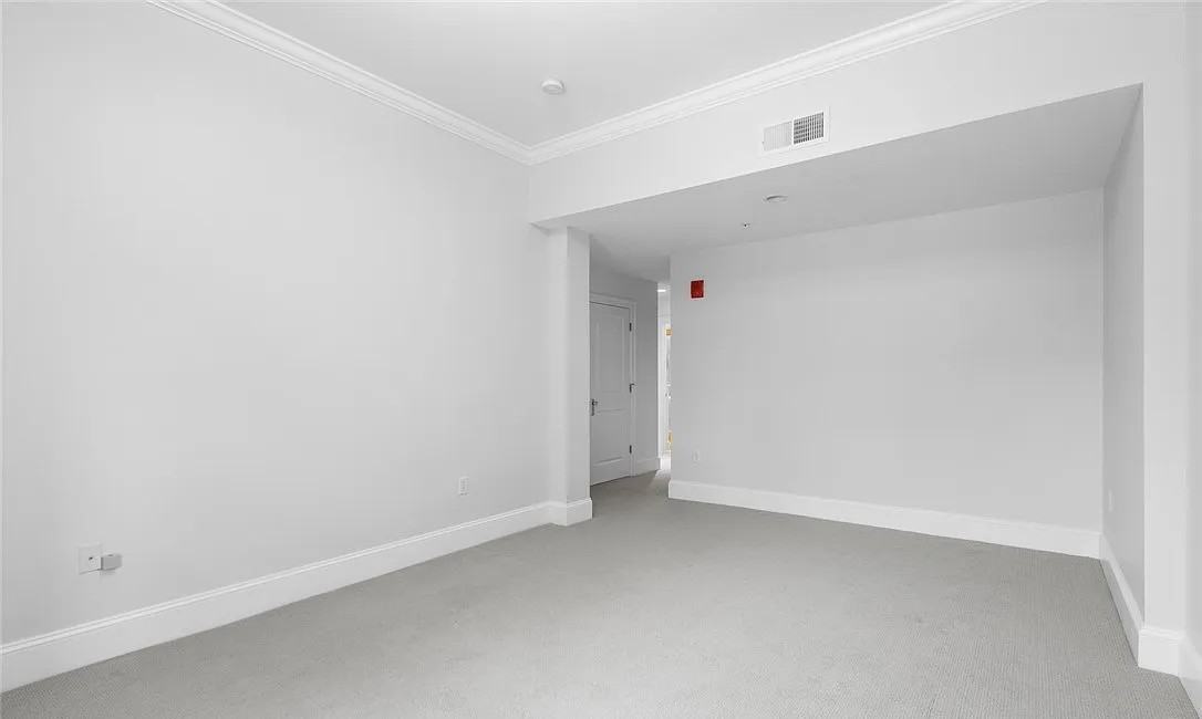 1350 Westwood Ave - Photo 2 of 11