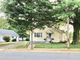 featured image of 2205 Mayflower Dr #NA