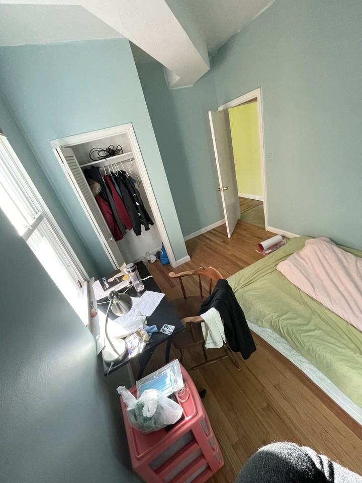 167 Windsor St #169-1 - Photo 3 of 18