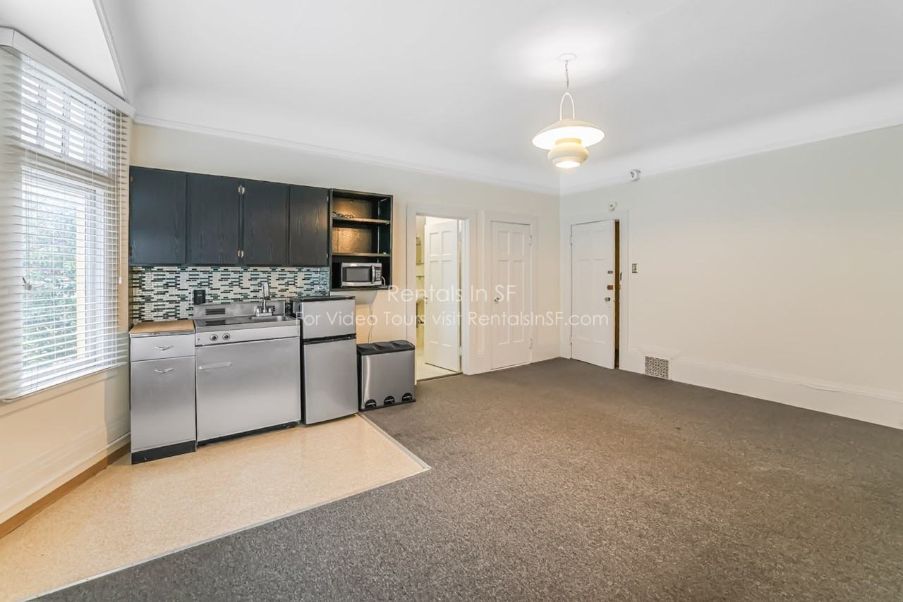 270 10th Ave #4 - Photo 5 of 9