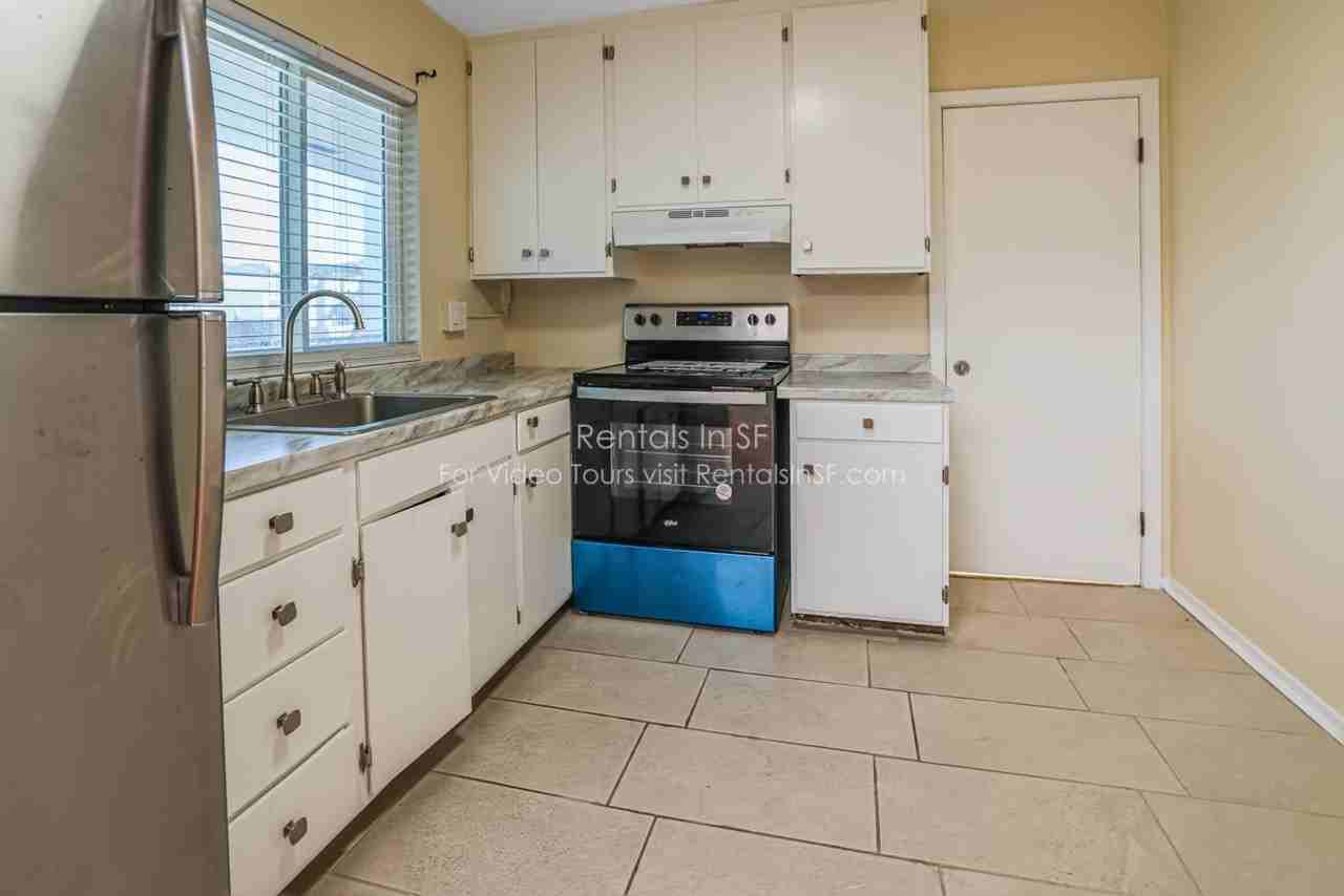 1323 47th Ave #4 - Photo 2 of 12