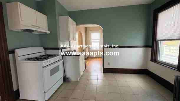 Francis St #2 - Photo 5 of 32