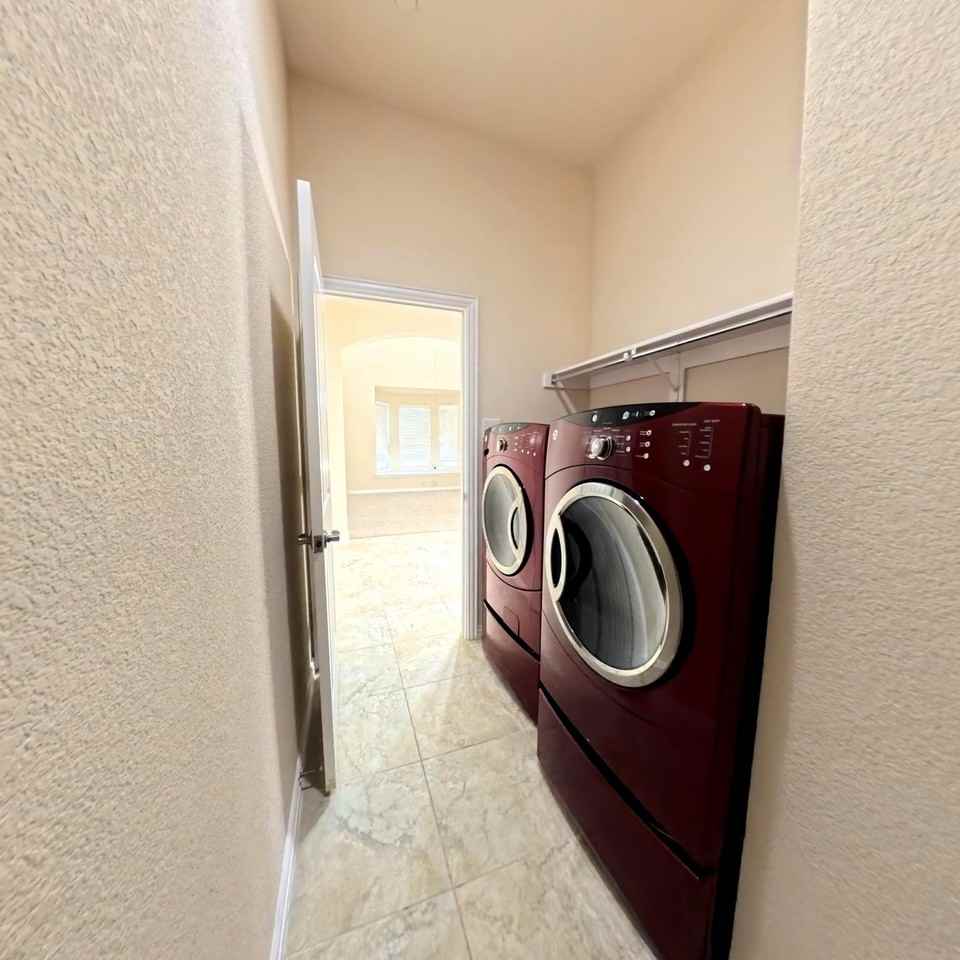 1900 Loma Linda Dr - Photo 7 of 18