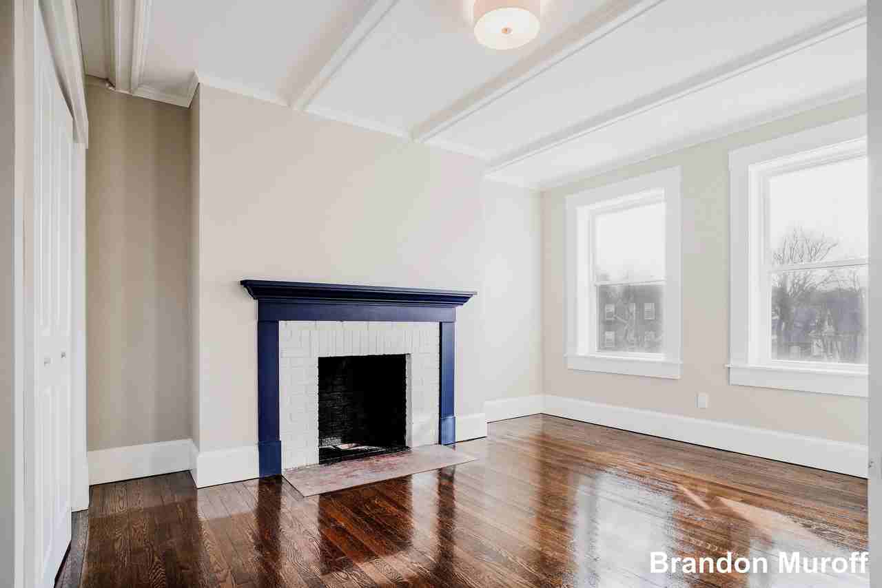 59 Strathmore Rd #3 - Photo 6 of 14