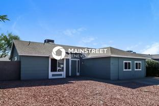 7527 W Elm St - Photo 1 of 1