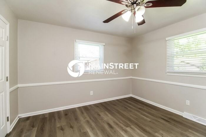 633 Cedar Ln - Photo 6 of 15