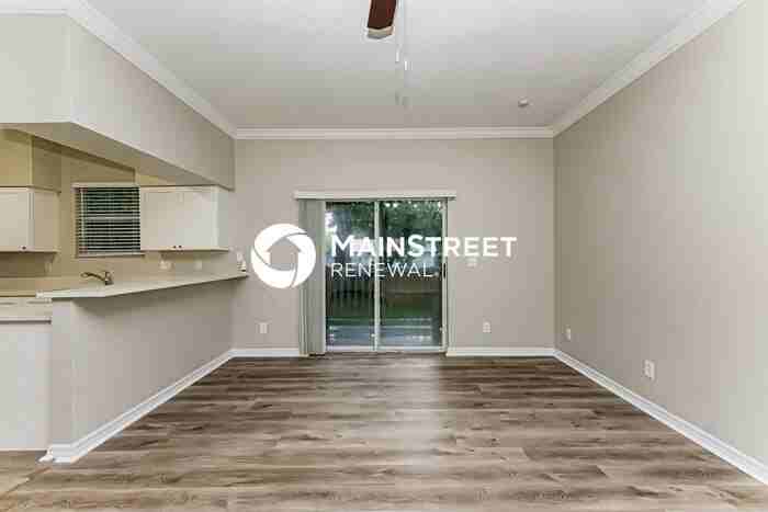 2415 S 68th St - Photo 4 of 16