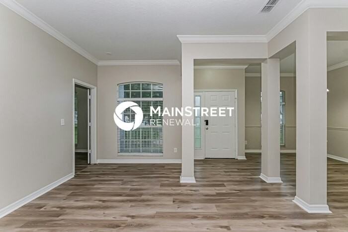 2415 S 68th St - Photo 5 of 16