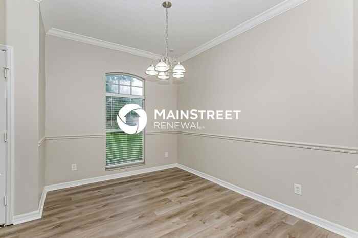 2415 S 68th St - Photo 6 of 16