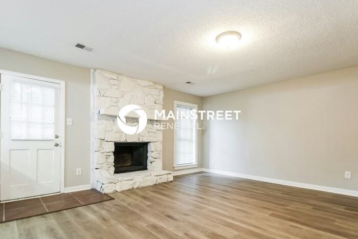 4303 Hunt Cliff Trce - Photo 5 of 17