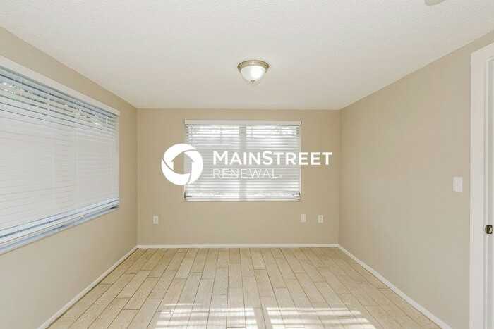 11630 Paige Dr - Photo 5 of 16