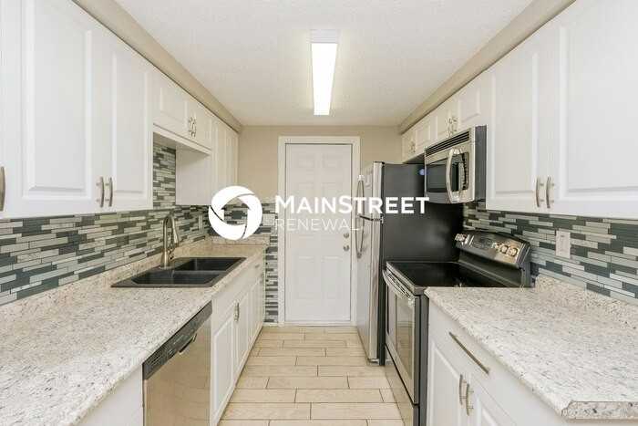 11630 Paige Dr - Photo 7 of 16