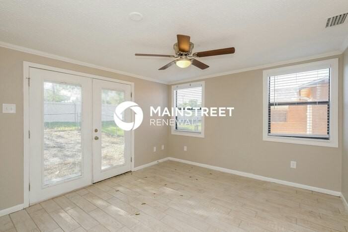 11630 Paige Dr - Photo 7 of 16