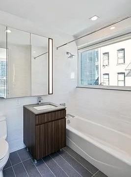 W 28th St #402 - Photo 6 of 20