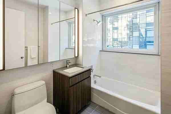 W 28th St #820 - Photo 4 of 18