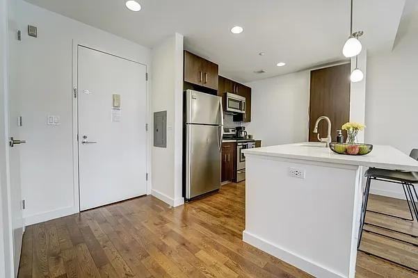 W 26th St #2E - Photo 4 of 20