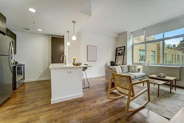 W 26th St #2E - Photo 7 of 20