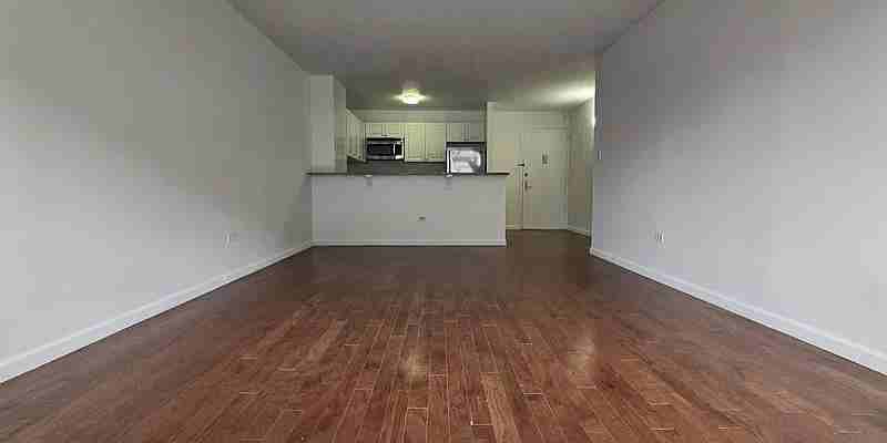 8th Ave #4G - Photo 3 of 20