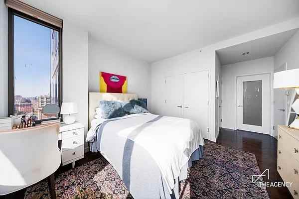 W 24th St #21C - Photo 5 of 20